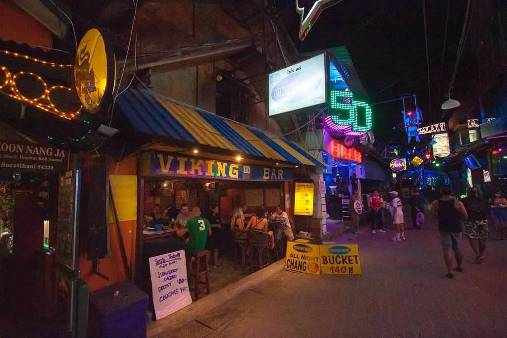 Under Bar в Чавенге под прежней вывеской Viking Bar